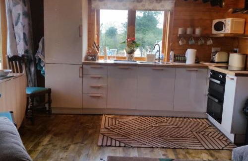 Bishy Barnabees country lodge with hot tub - Foto 7