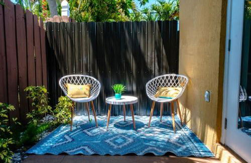 Stylish Bedroom Suite - Foto 10