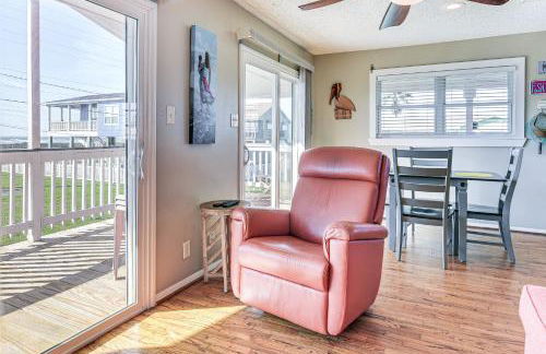 Walk to Beach Galveston Home with Patio and Balcony! - Foto 6