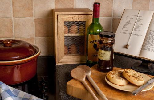 3 Bed in Clyro BN027 - Photo 8