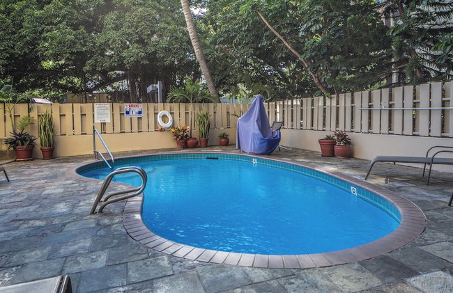Cozy Studios at Aloha Surf Close to Waikiki Beach - Photo 80