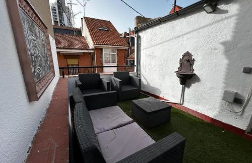Apartamento con terraza céntrico moderno Nuevo - Foto 21