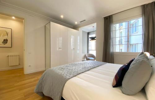 Spacious Elegant on Avenue Diagonal By MyRentalHost - Photo 11