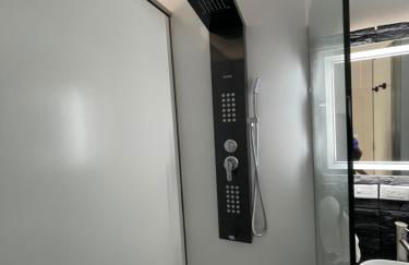 Unique Houseboat Modern and New - Foto 11