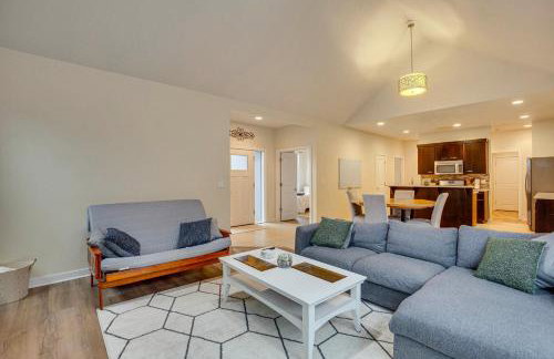 Walk to Autzen Stadium, 3 Mi to UO! Home with Patio - Foto 7