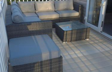 Silver 3 Bed Static Caravan With Patio - Foto 3