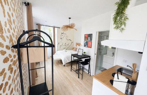 La Villa Blanche Appart hôtel - Photo 24