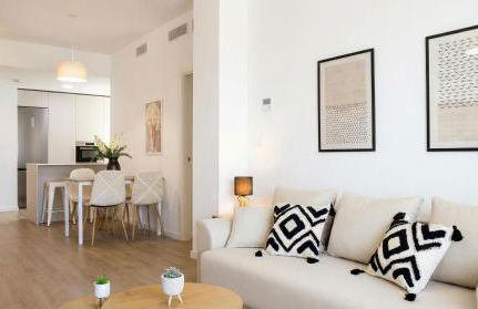 NEW! Luxury 3BR apartment with POOL & FREE parking - Foto 26