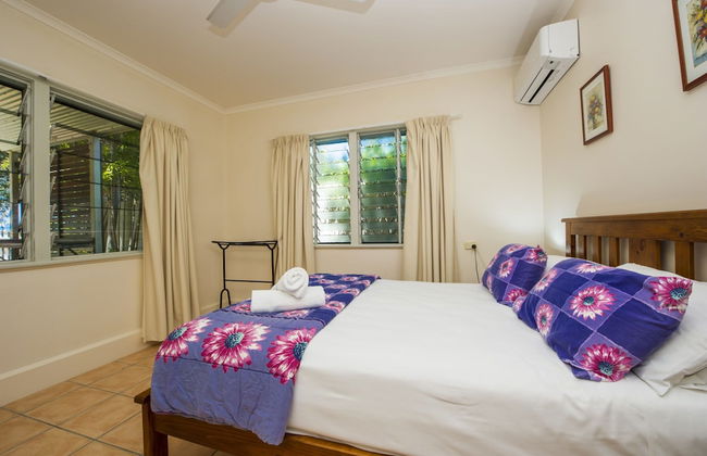 Picnic Bay Apartments Unit 1 - Photo 4