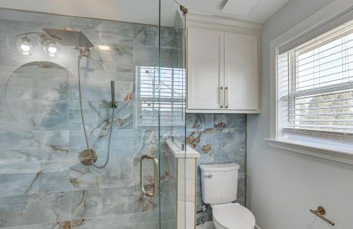 East Texas Group Getaway! Modern Longview Home - Foto 16