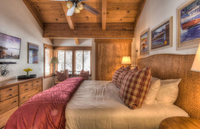 Granlibakken Retreat Near Tahoe Beach! - Photo 5