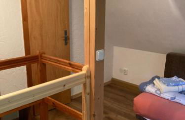 Kleines Haus am Waldrand, Haustiere auf Nachfrage - Foto 17