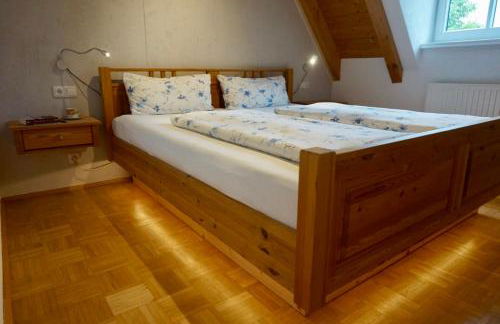 Weinhof Grosch - Foto 11