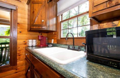 Honey Bear Cabin - Photo 11