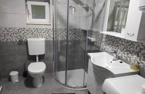 Lika Relax and Party House with sauna, jacuzzi and outdoor heated swimming pool - Foto 103