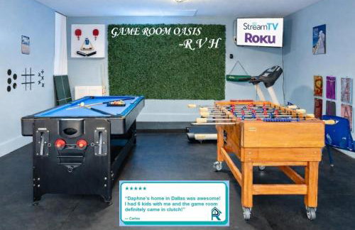 4BR Retreat with Game Room & Massage Chair - Sleeps 12 - 2 Kings - Step-Free - XL Private Patio - Foto 40