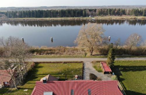 Ruhige Ferienwohnung direkt am Nord-Ostsee-Kanal - Foto 1