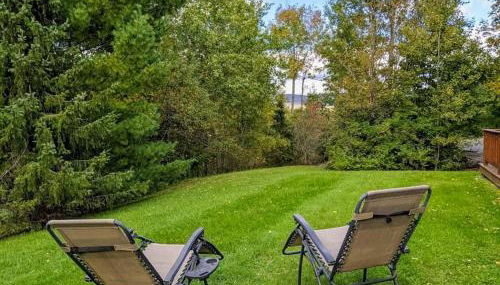 Cozy Townhouse Near Hunter Mountain - Foto 4, Garden, sunbed