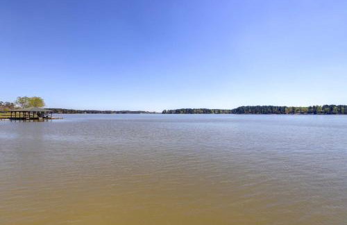 Dock and Fire Pit Stunning Lake Sinclair Home! - Foto 34