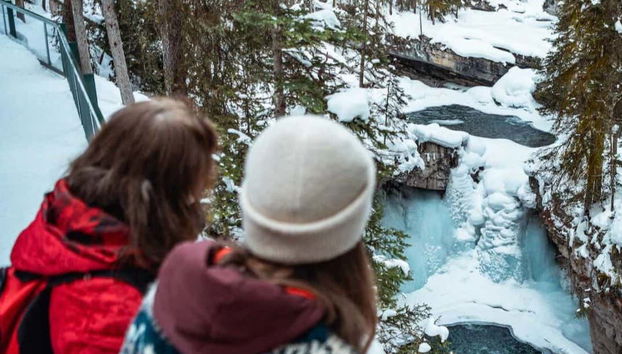 Excursión a las cascadas congeladas del Cañón Johnston - Foto 5