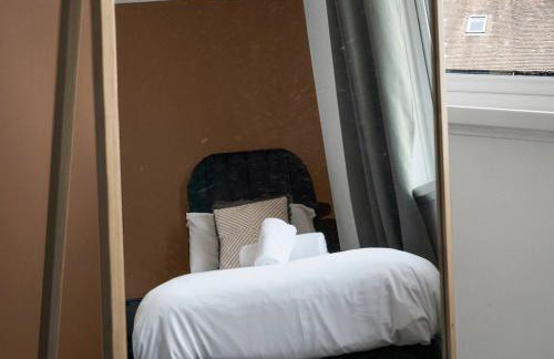 Spacious & Stylish - Free Parking - Fast Wifi - Foto 25