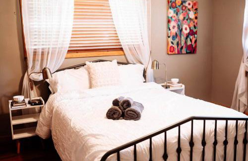 Spacious Five-Bedroom Bliss - Foto 32