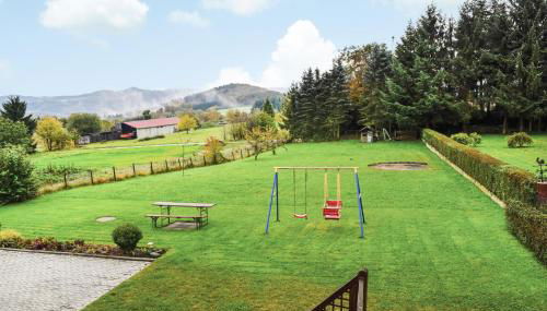 Beautiful Apartment In Reifferscheid - Photo 5, Garden