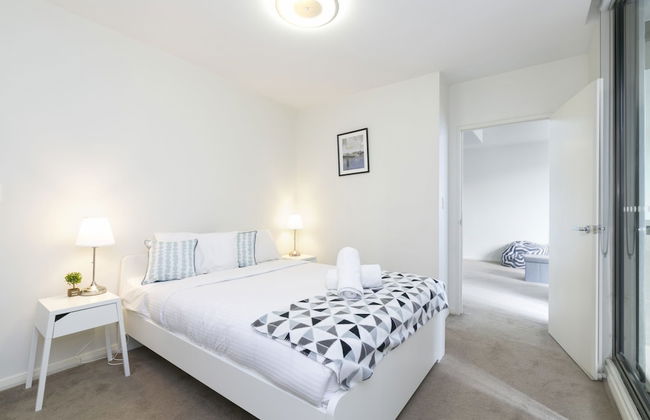 Cozy Home in Parramatta CBD - Photo 4