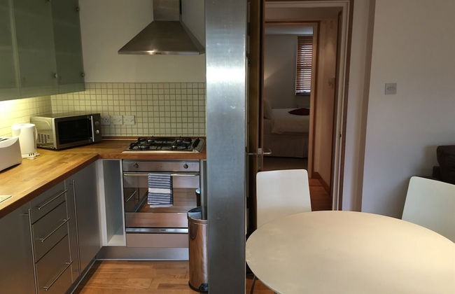 Paddington Southwick Street Apartments - Photo 17