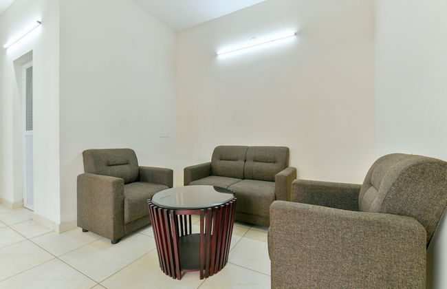 OYO 18602 Home Spacious Stay Near Lulu Mall - Foto 18