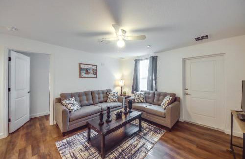 Pet-Friendly LaBelle Apt, Close to River! - Photo 3