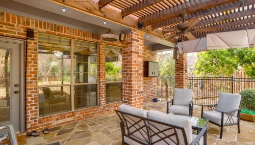 Great for Gatherings! Stylish Allen Home with Patio - Foto 3