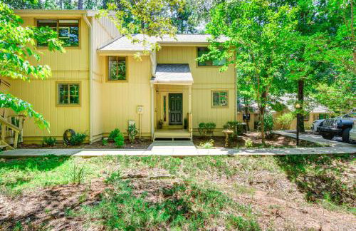 Private Balcony Lake Keowee Home with Pool Access - Foto 3