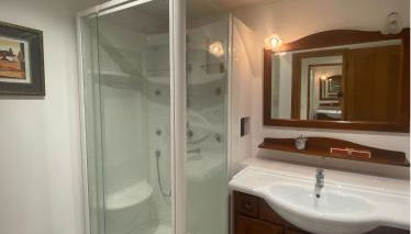 T3 avec jardin et piscine privée - Photo 5