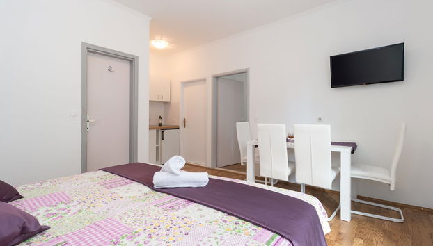 Villa Voinic 2 - Photo 5, Room