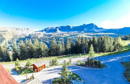 Stunning 3-bedroom apartment with mountain views - Foto 58