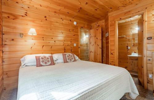 Table Rock Lake Cabin - Hawthorn #12 with Lake Access Hot Tub Outdoor Pool - Foto 2