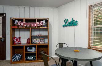 Bama Lake House- 2 Story Boat Dock- Beautiful View - Foto 46