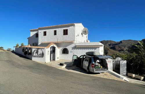 Villa Los Faramondos Naturehouse - Photo 8