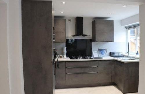 Home from Home-Family&Contractor Friendly-Sleeps 7 - Foto 3