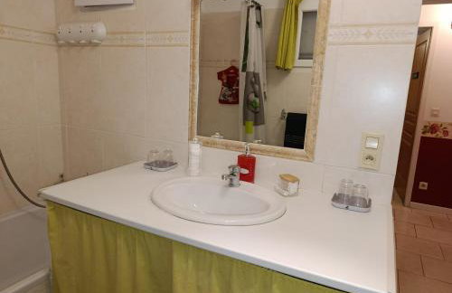 Le Chausse à Brès Chambre d'hôtes 2 - Foto 9