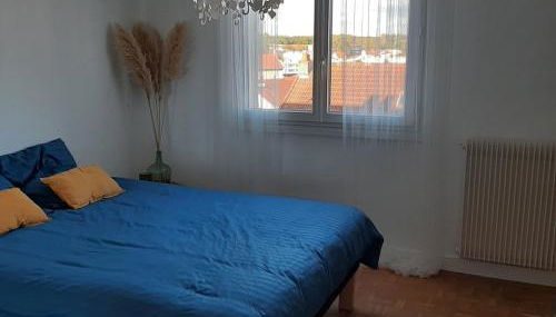 Appartement clair et rénové proche centre - Foto 2