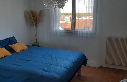 Appartement clair et rénové proche centre - Foto 2