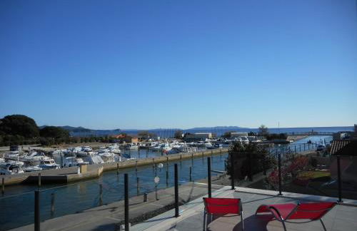 SUPERBE VILLA VUE MER JUSQU'A 14 COUCHAGES La LONDE LES MAURES Entre HYERES et Le LAVANDOU 4 Etoiles PISCINE CHAUFFEE - Foto 3