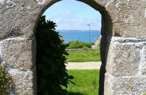 Holiday Home in Terenez With Stunning Sea View - Foto 50