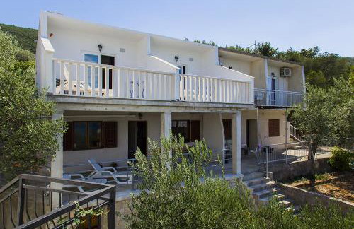 Apartments by the sea Zuronja, Peljesac - 14095 - Photo 2