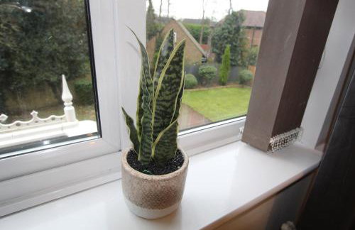 4 Bedroom House Near Manchester Airport, Wythenshawe Hospital and Trafford Centre - Foto 19