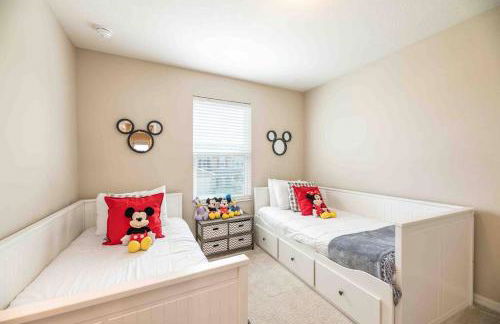 SUPER CHIC - 4 Bedroom TOWNHOME IN DISNEY AREA - Foto 16