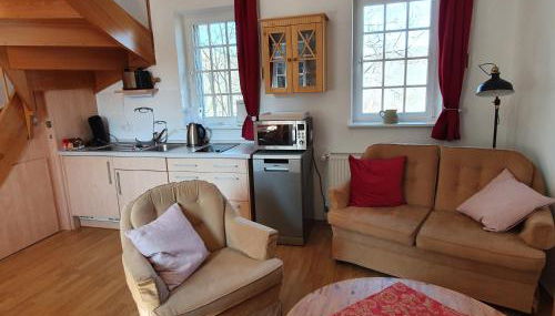 Am Burggraben auf der Sauerburg - Foto 2