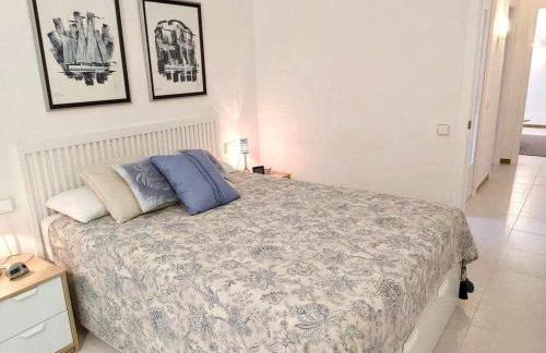 Apartamento recién reformado con piscina y AC - Foto 6